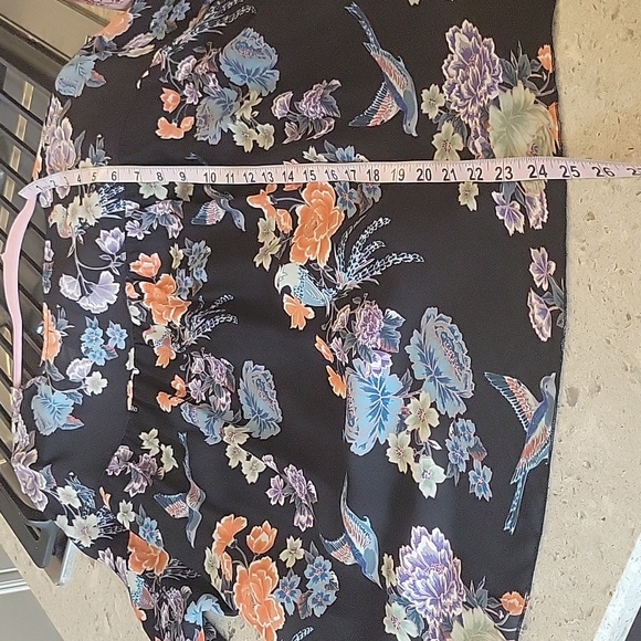 Johnny Was Silk Blouse - Picture 13 of 14